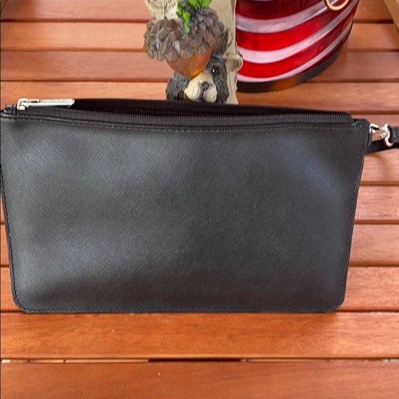 Michael Kors wristlet - Picture 6 of 8